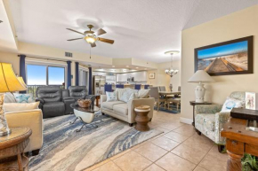 Beachside Bliss Walk to Beach Great Amenities OW5-401